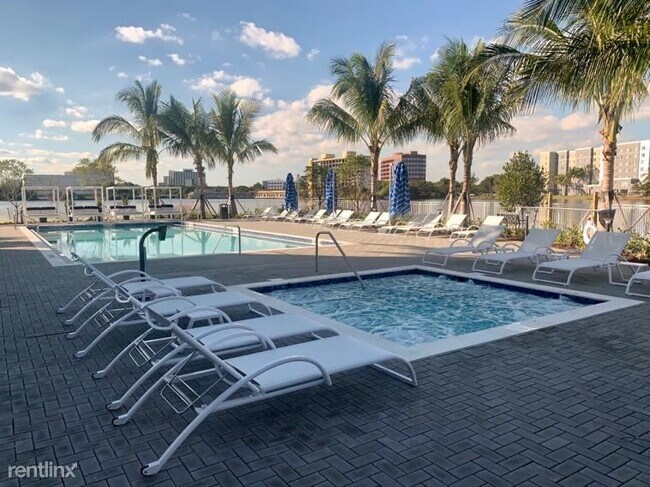 Foto del edificio - Studio, 1 bath Apartment - 5429 NW 7th St