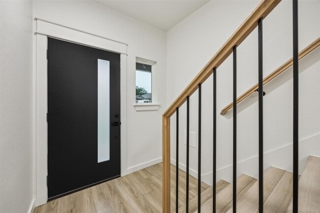 Photo - WOW! Modern & Brand-New Home in Samson Par...