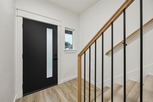 Foto del edificio - WOW! Modern & Brand-New Home in Samson Park!