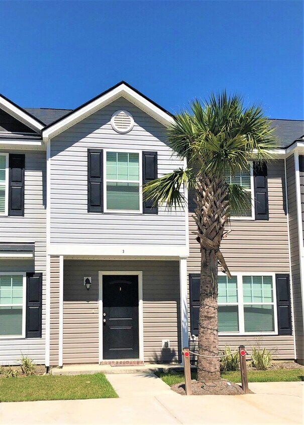 3 St Augustine Way, Port Wentworth, GA 31407 Townhome Rentals in Port