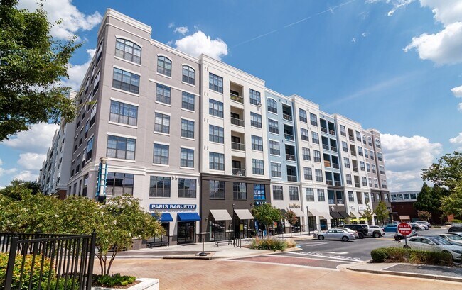 Foto del edificio - Flats at Perimeter Place