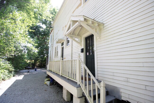 Foto del edificio - 7817 Birch St
