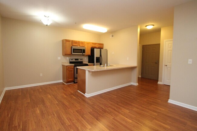 Foto del edificio - 6450 Pleasant St