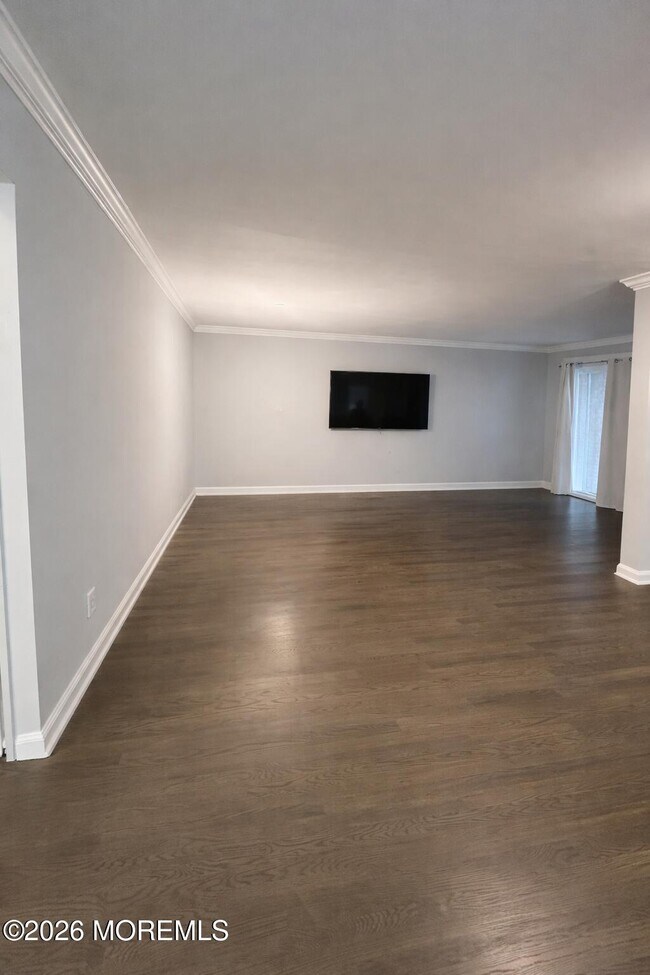 Foto del edificio - 65 Cedar Ave