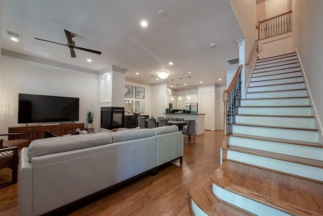 Building Photo - 56 Riva Row