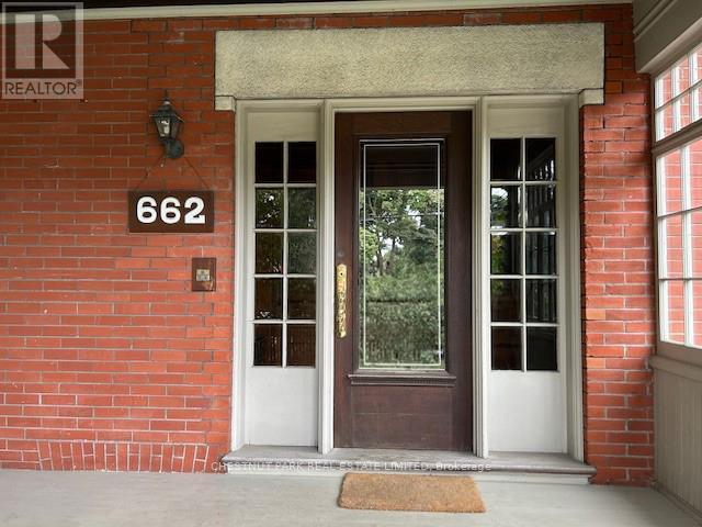 Photo du bâtiment - 662 Broadview Ave