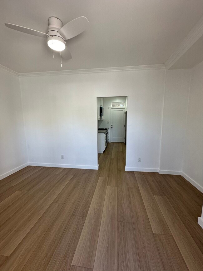 Foto del edificio - 1406 Colton St