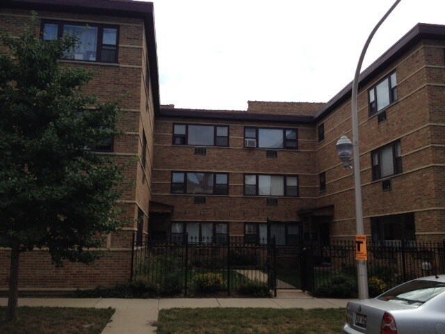 Primary Photo - 6901 N Bell Ave