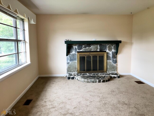 Foto del edificio - 3803 Harmony Church Rd