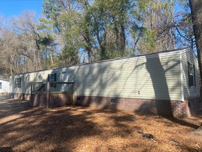 Building Photo - 237 Laurel Ln