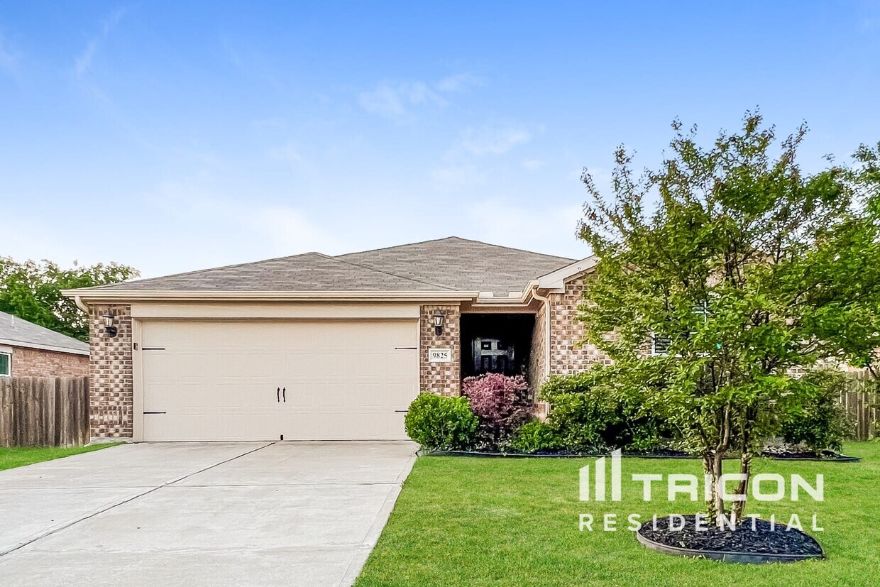 Primary Photo - 9825 Crocker Drive Dallas TX
