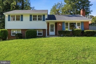 Building Photo - 8009 Gosport Ln