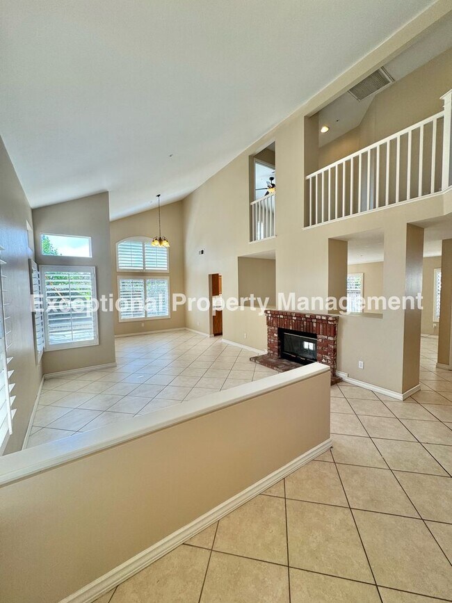 Foto del edificio - Ready to move in 4 bedroom 3 bath home!