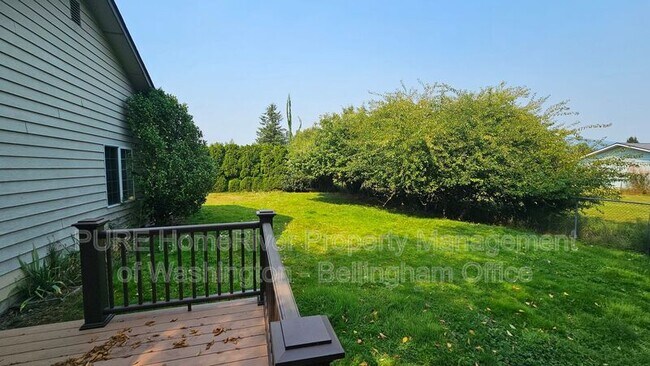 Foto del edificio - 613 Cedar Tree Dr