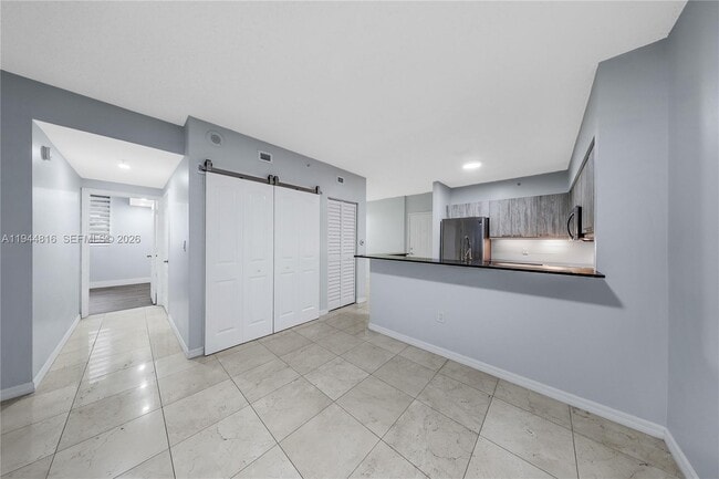 Foto del edificio - 5091 NW 7th St