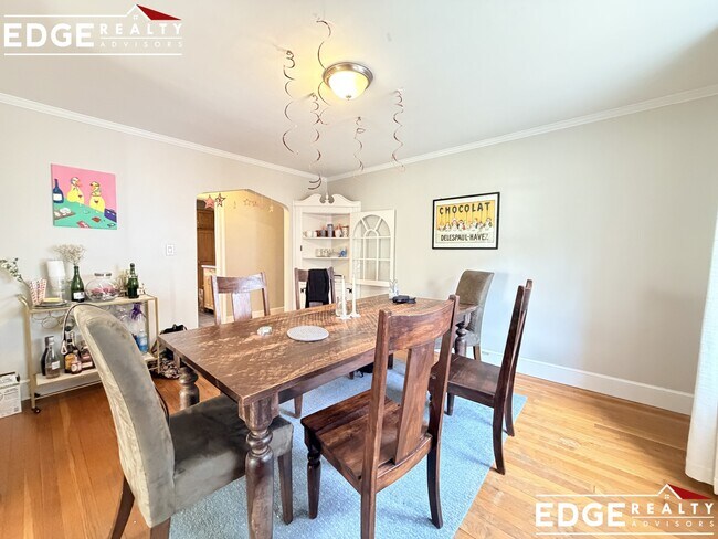 Foto del edificio - 91 Undine Rd