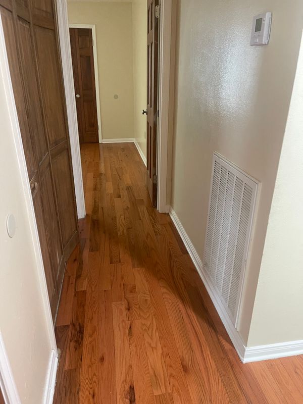 Foto del edificio - 1153 Heather Ln