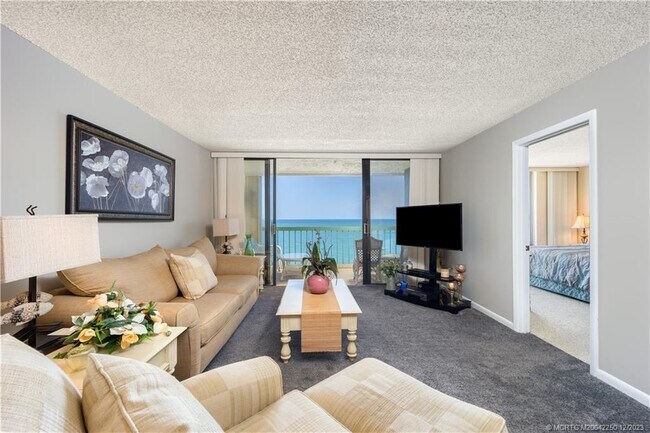 Building Photo - 9900 S Ocean Dr