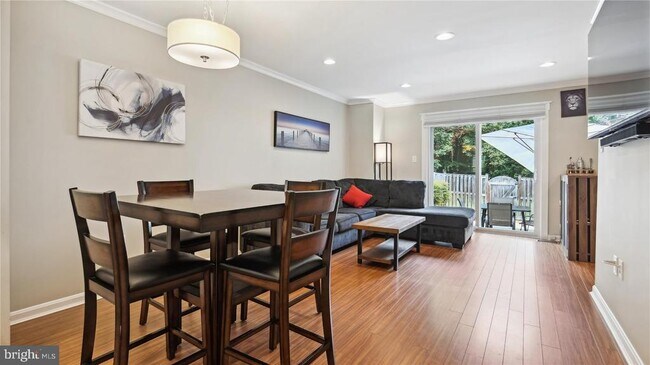 Foto del edificio - 6312 Chimney Wood Ct