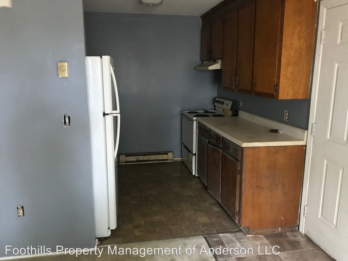 Building Photo - 2 br, 1 bath House - 212 Cherry Ave