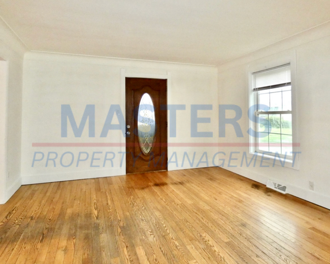 Foto del edificio - 577 Dover Pl