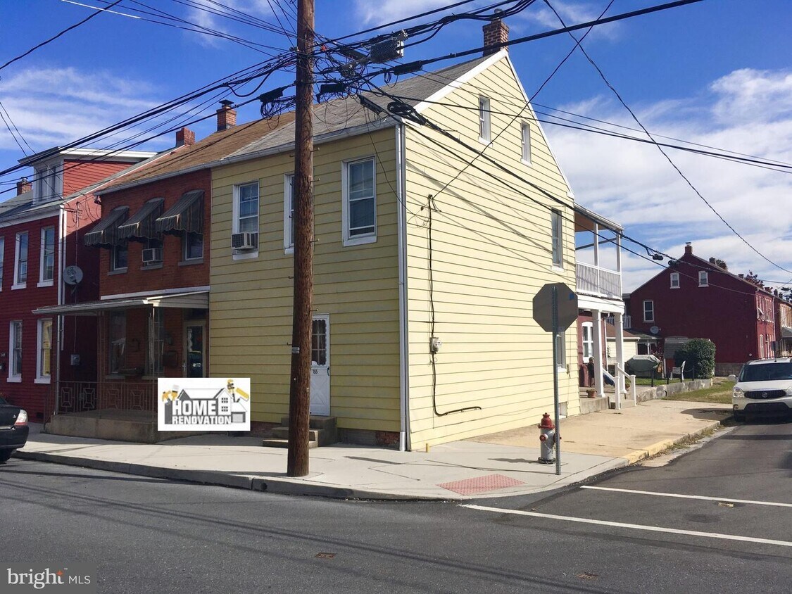 Primary Photo - 155 S 8th St