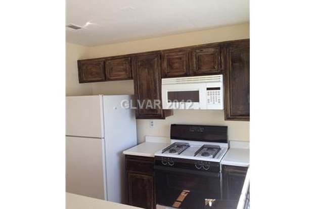 Foto del edificio - 1308 Wintergreen Dr