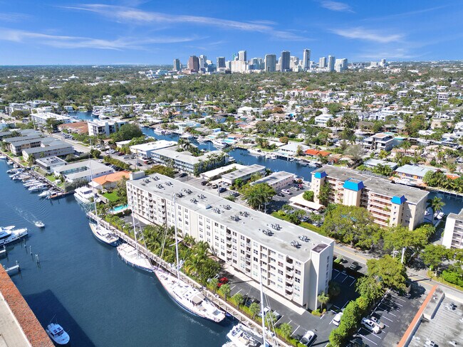 Foto del edificio - 1600 SE 15th St