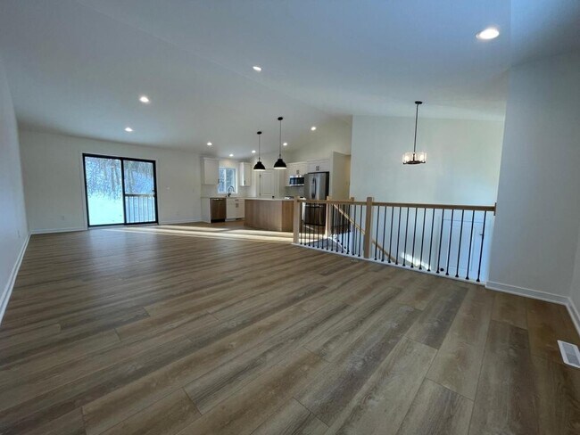 Building Photo - Rochester Rental