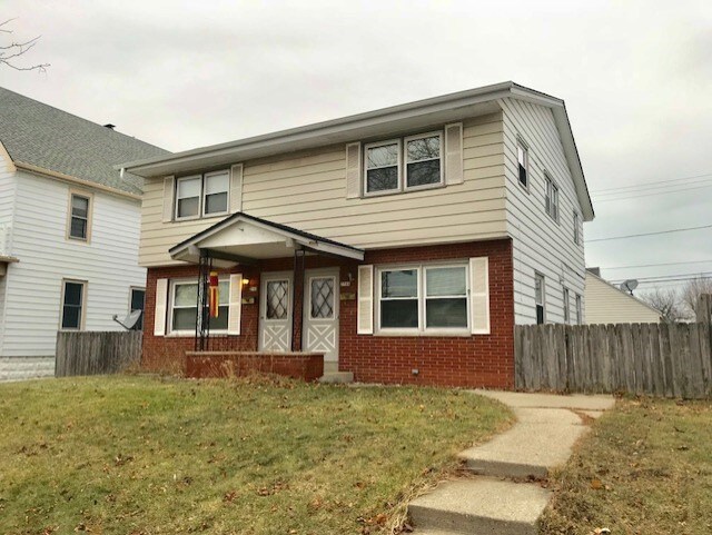 Foto principal - 3742 E Underwood Ave
