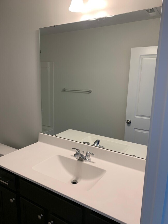 Foto del edificio - 5316 Daydream Dr
