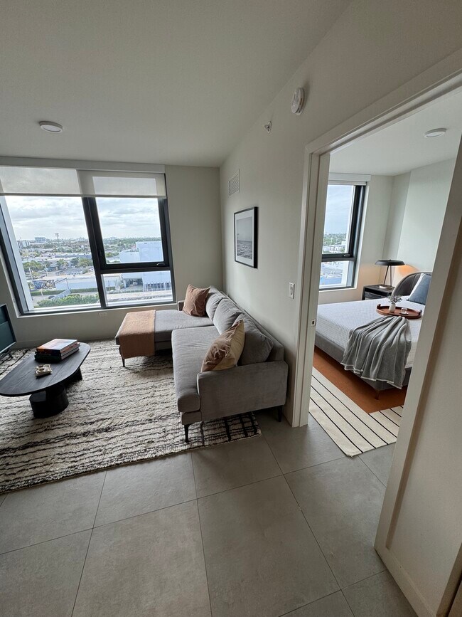 Foto del edificio - 224 NW 31st St