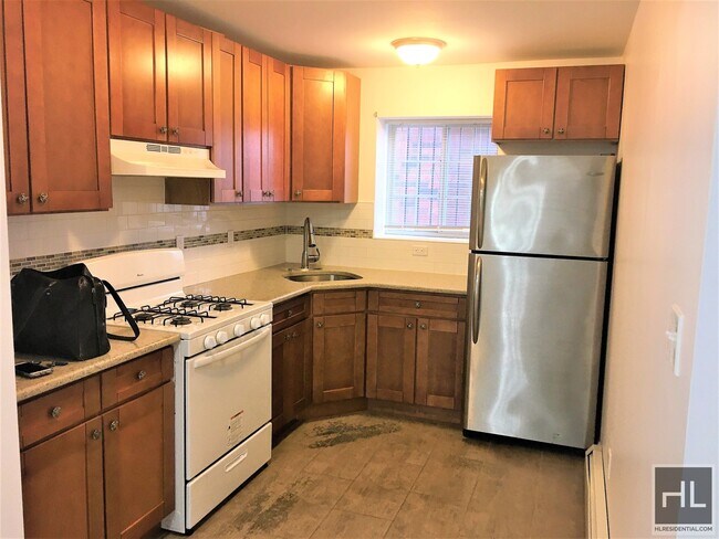 Foto del edificio - 867 E 95th St