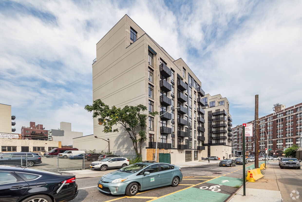 Building Photo - The Northern