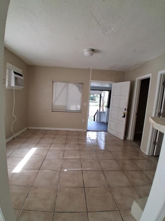 Building Photo - 1703 McCarthy Ave