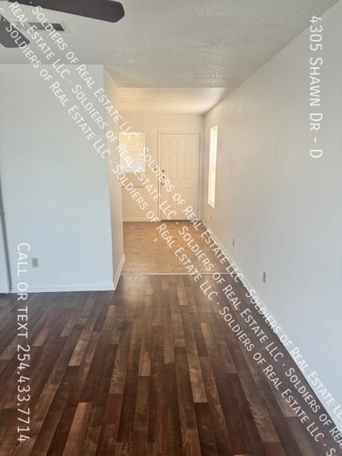 Building Photo - 4305 Shawn Dr
