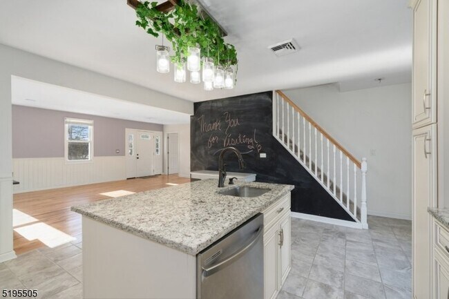 Foto del edificio - 7 Berry Rd