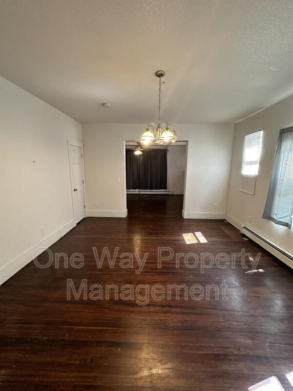 Building Photo - 1317 11th Ave