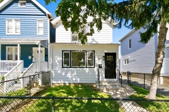Building Photo - 314 Elmwood Ave