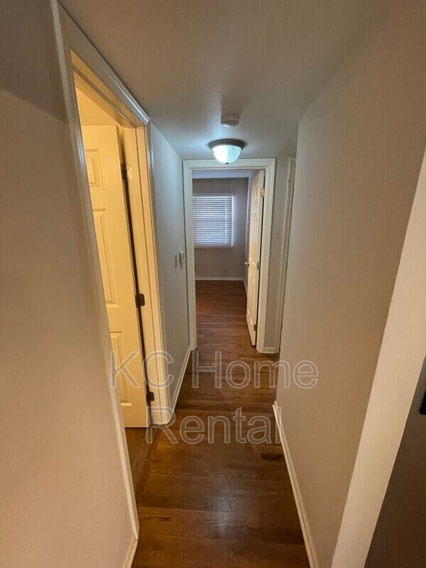 Foto del edificio - 4213 Clark Ave