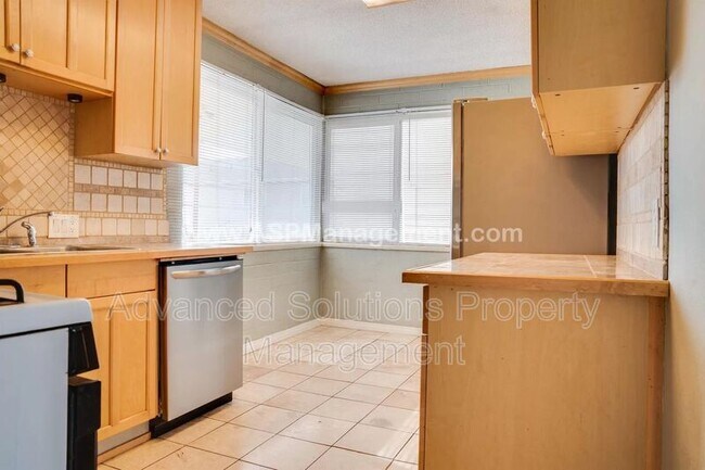 Foto del edificio - 3176 S 1000 E