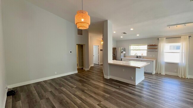 Foto del edificio - 5465 Grande Palm Cir