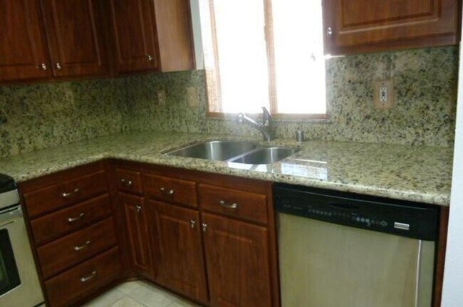 Foto del edificio - 23201 Sherman Way