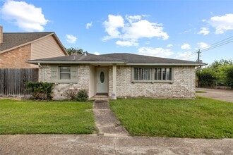 Building Photo - 6742 Westwick Dr