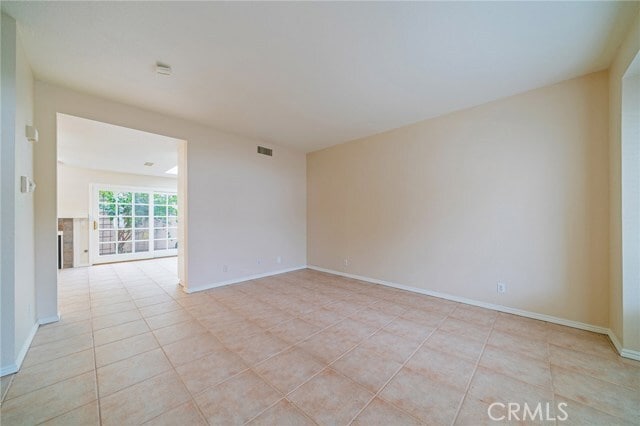 Building Photo - 123 Goldenrod