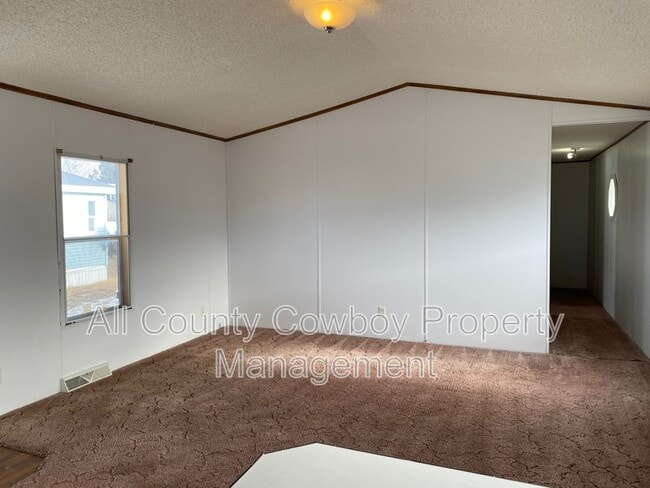 Foto del edificio - 4746 E Skyline Dr