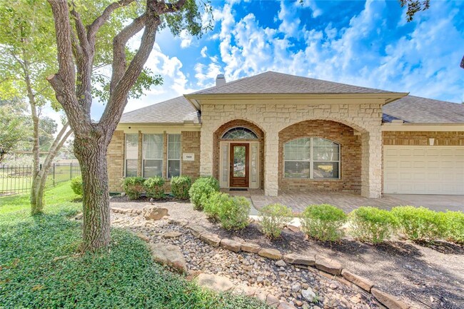 Foto del edificio - 5810 Sequoia Trace Ct