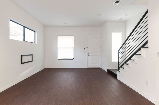 Foto del edificio - 3/2 East Austin Gem Ready for Move in