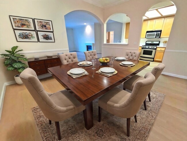 Foto del edificio - 2969 Kelton Ave