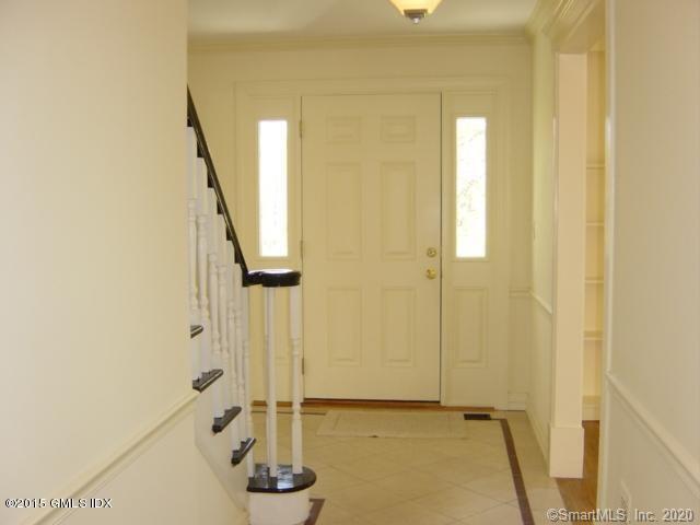 Foto del edificio - 172 Field Point Rd